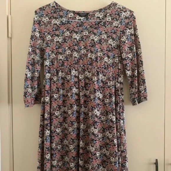 Crossroads Floral Asymmetrical Dress Size XS - Picture 2 of 7